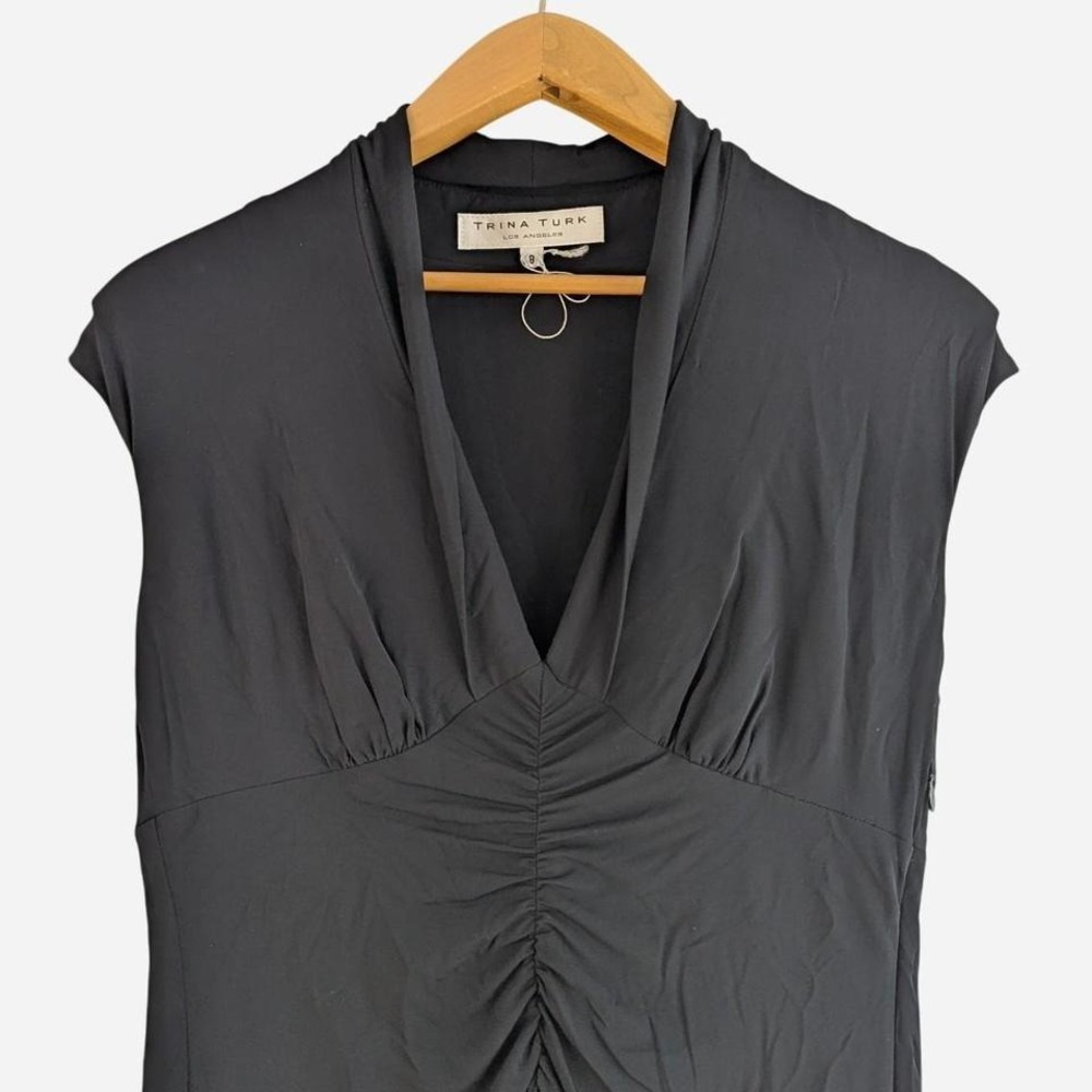 Trina Turk Black Ruched Cocktail Dress 8 - Picture 4 of 7